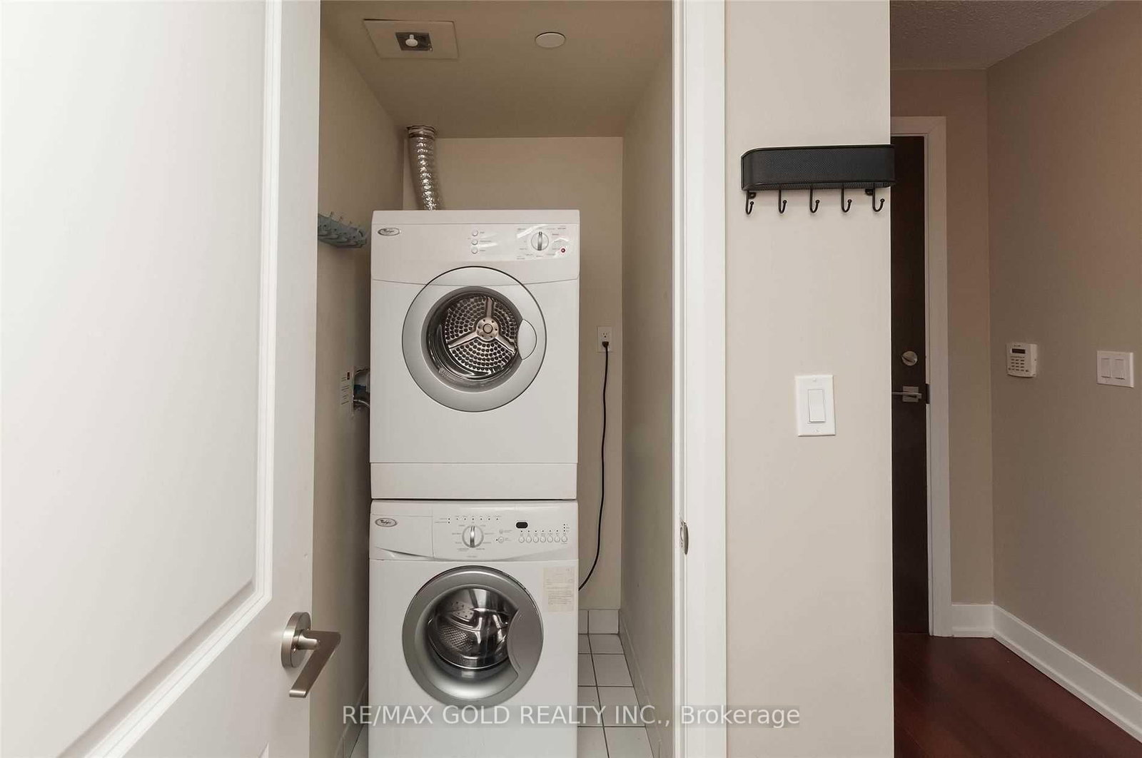 Condo for lease at 2125-2 Eva Road, Toronto, Ontario, M9C 5H7 - Etobicoke West Mall - MLS: W12878340