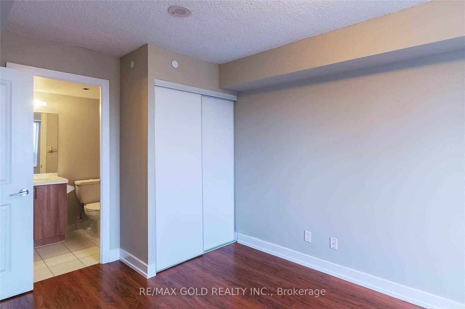 Condo for lease at 2125-2 Eva Road, Toronto, Ontario, M9C 5H7 - Etobicoke West Mall - MLS: W12878340