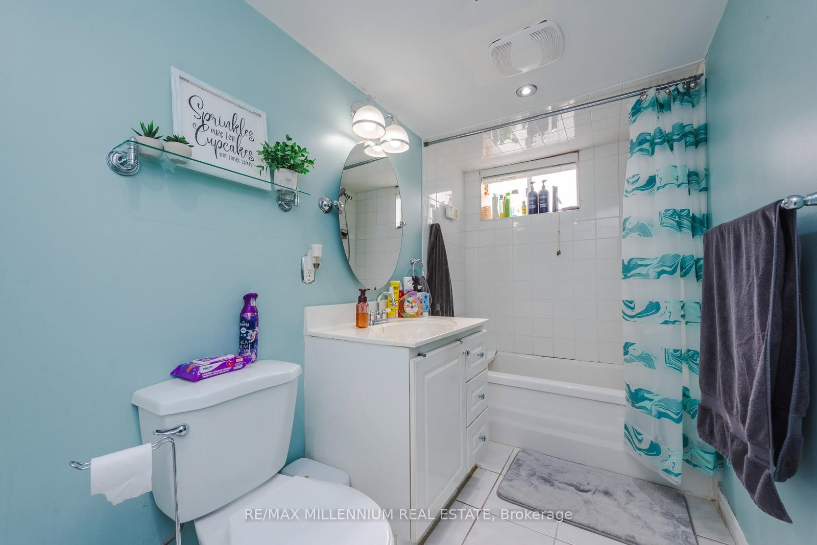 Detached House for sale at 13 Cumberland Drive, Brampton, Ontario, L6V 1W5 - Brampton North - MLS: W12878352