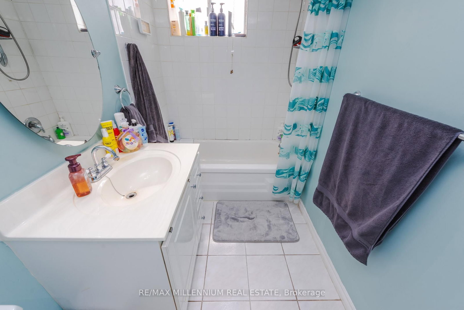 Detached House for sale at 13 Cumberland Drive, Brampton, Ontario, L6V 1W5 - Brampton North - MLS: W12878352