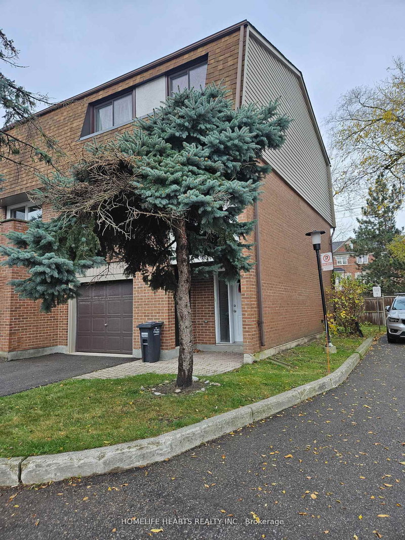 7 - 1051 Cedarglen Gate