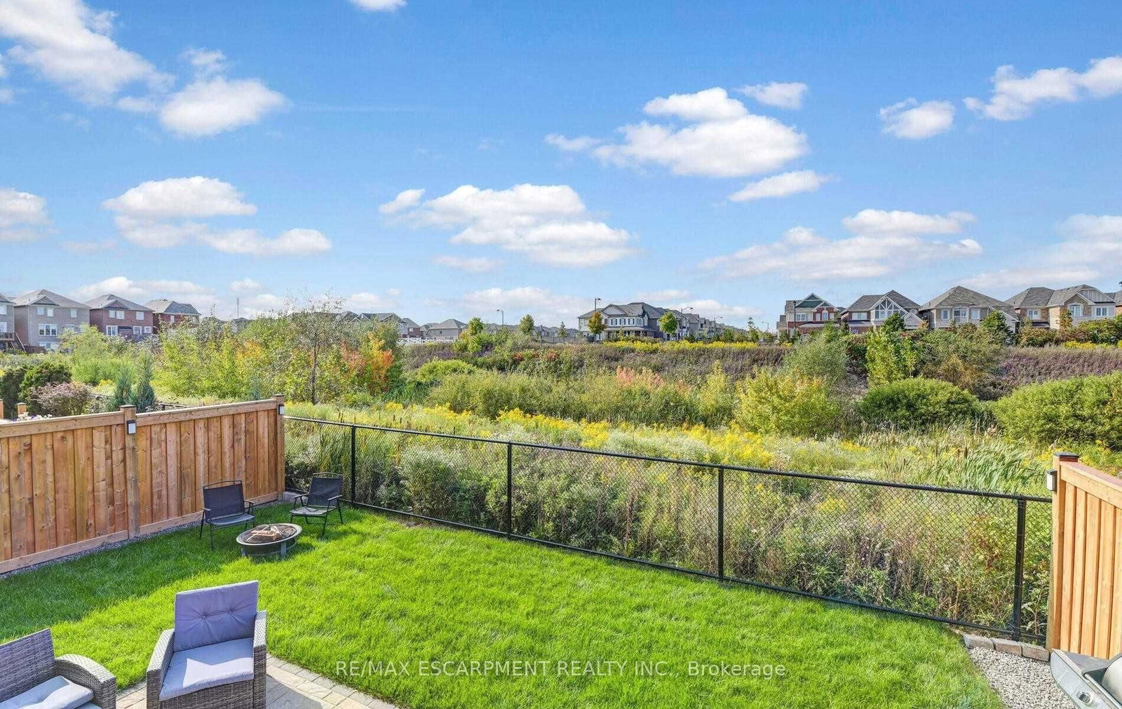 Detached House for sale at 307 Hinton Terrace, Milton, Ontario, L9E 1C8 - Ford - MLS: W12878412