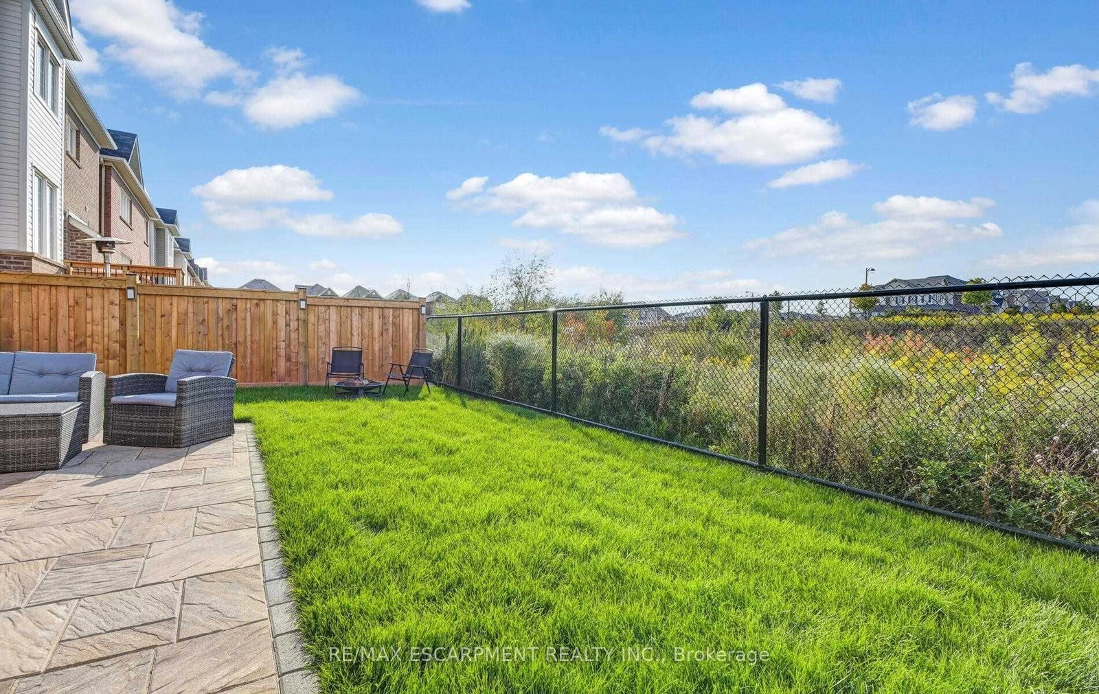 Detached House for sale at 307 Hinton Terrace, Milton, Ontario, L9E 1C8 - Ford - MLS: W12878412