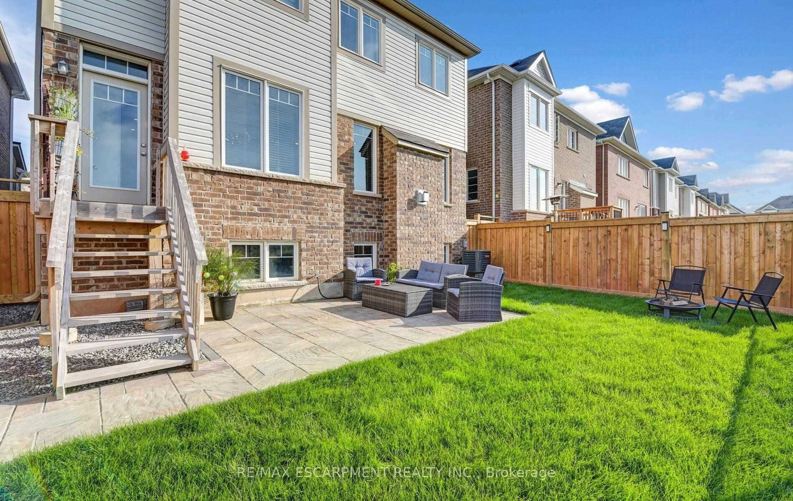 Detached House for sale at 307 Hinton Terrace, Milton, Ontario, L9E 1C8 - Ford - MLS: W12878412