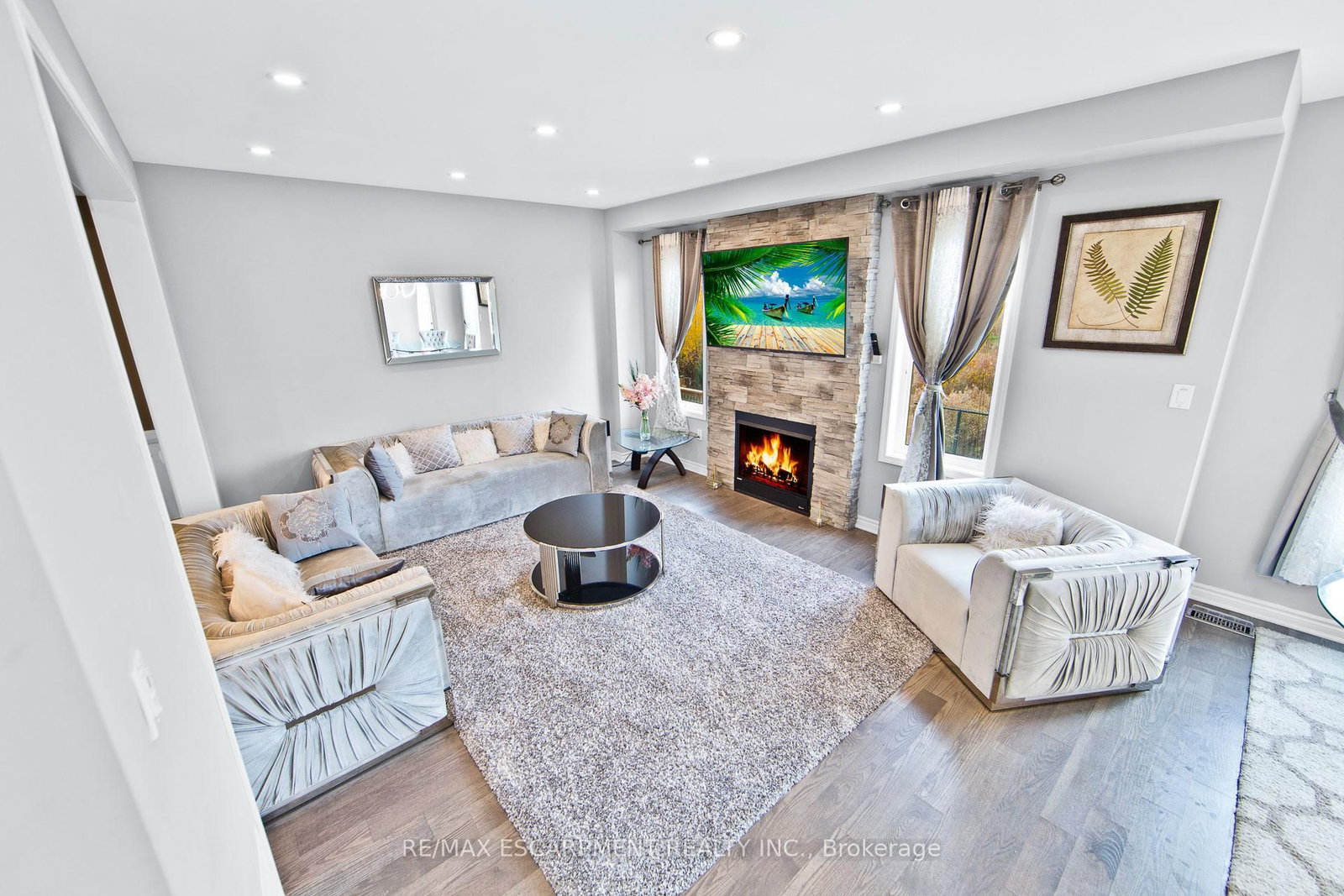 Detached House for sale at 307 Hinton Terrace, Milton, Ontario, L9E 1C8 - Ford - MLS: W12878412