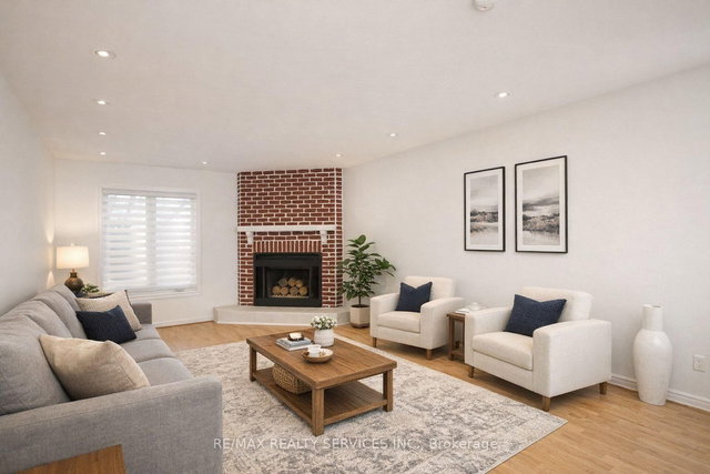 11 - 35 Ceremonial Drive