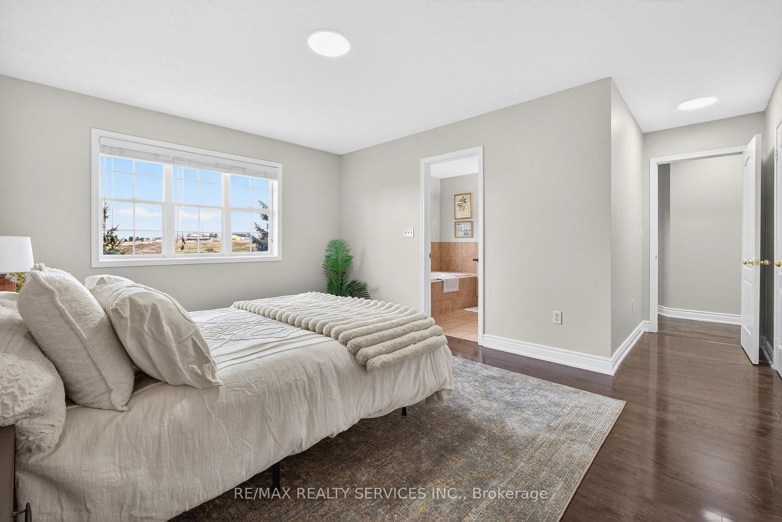 Detached House for sale at 47 Upper Highlands Drive, Brampton, Ontario, L6Z 4V9 - Heart Lake East - MLS: W12878564