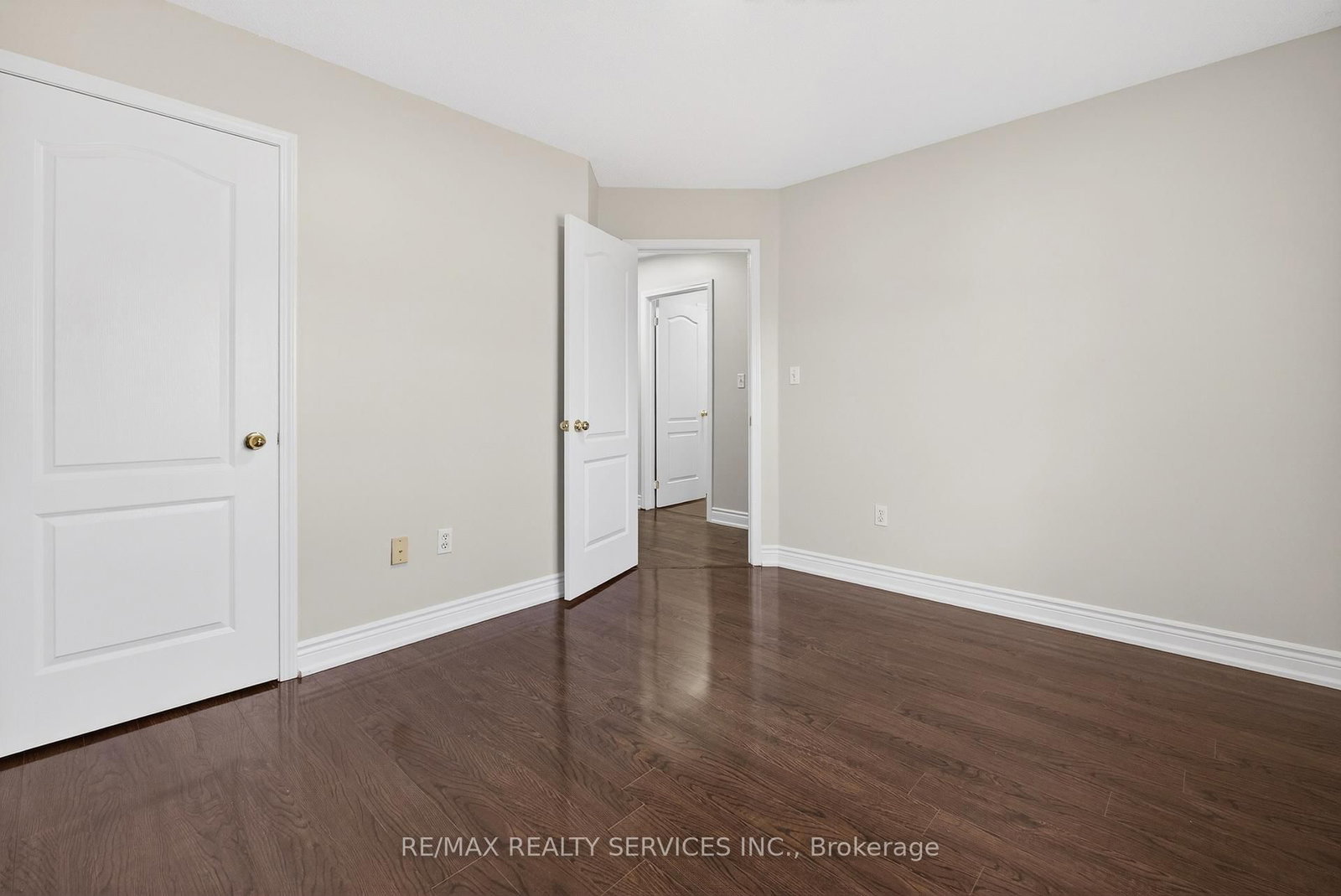 Detached House for sale at 47 Upper Highlands Drive, Brampton, Ontario, L6Z 4V9 - Heart Lake East - MLS: W12878564