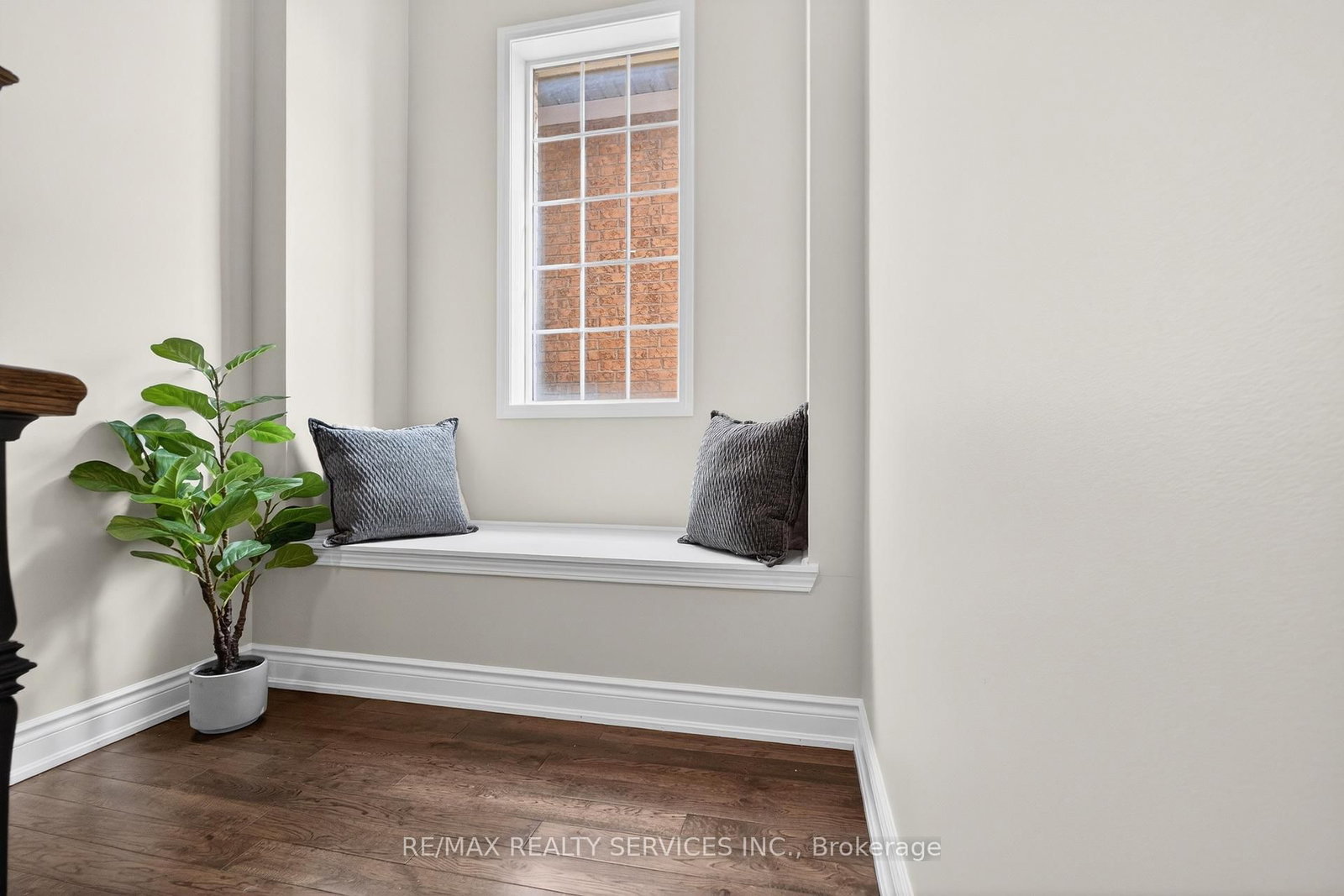 Detached House for sale at 47 Upper Highlands Drive, Brampton, Ontario, L6Z 4V9 - Heart Lake East - MLS: W12878564