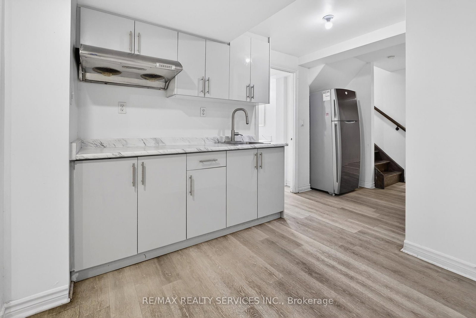 Detached House for sale at 47 Upper Highlands Drive, Brampton, Ontario, L6Z 4V9 - Heart Lake East - MLS: W12878564