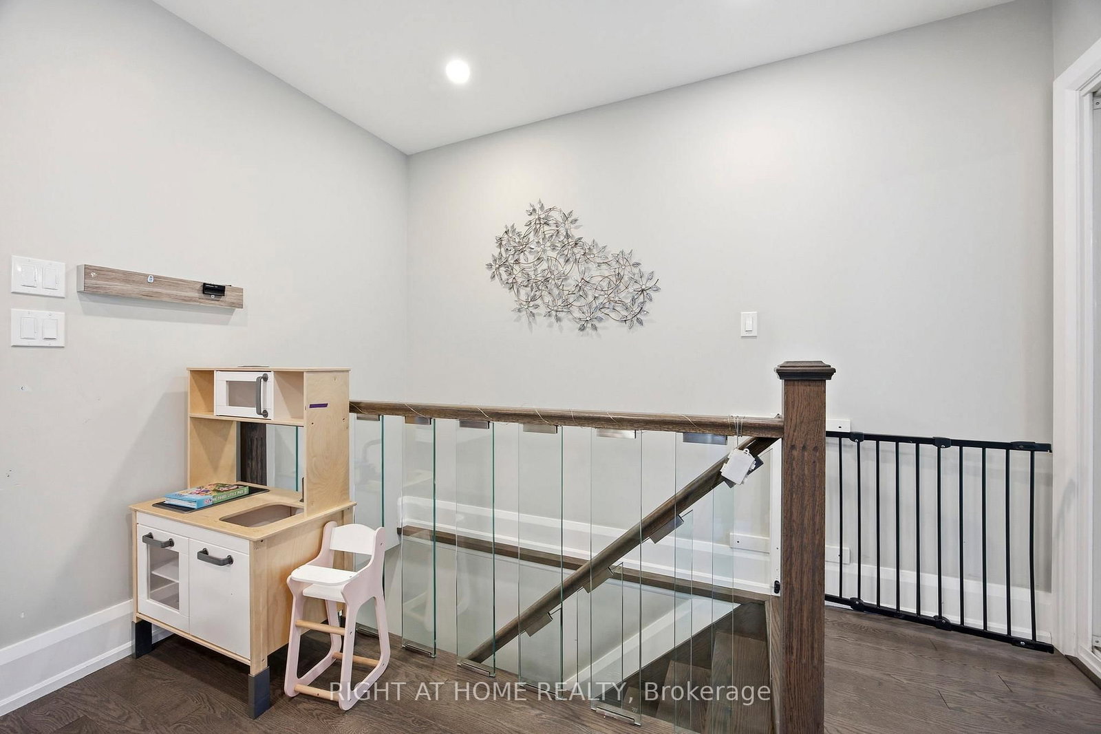 1565 Kipper Avenue • Mississauga, ON photo 22
