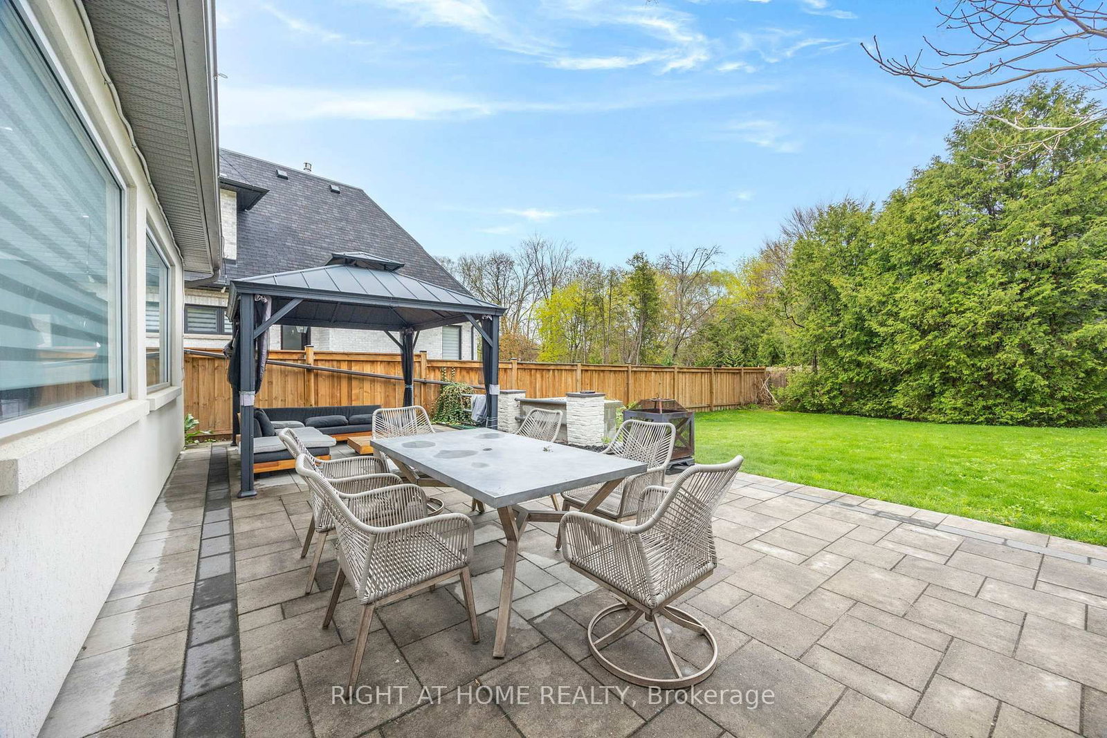 1565 Kipper Avenue • Mississauga, ON photo 31