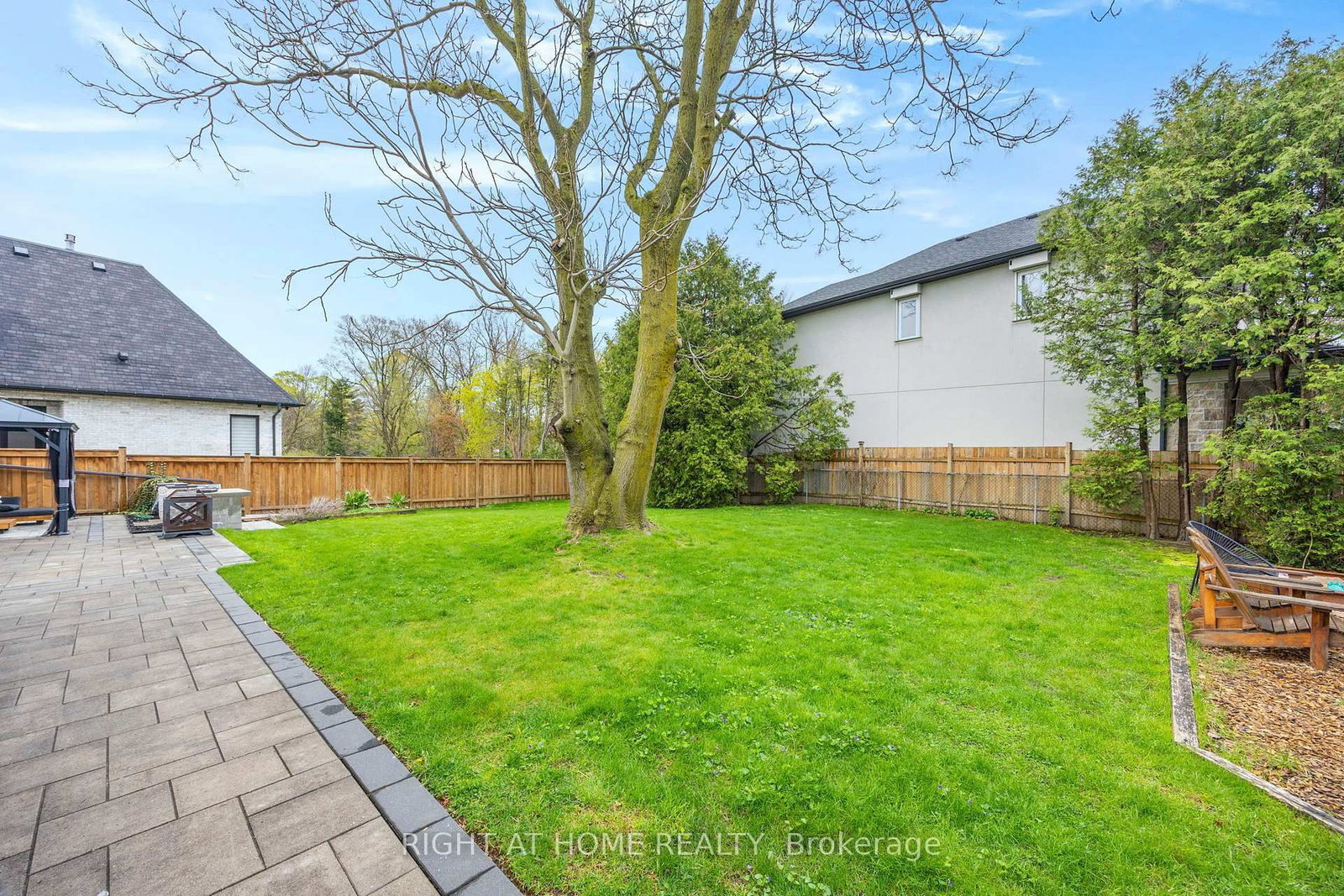 1565 Kipper Avenue • Mississauga, ON photo 37
