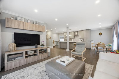 1565 Kipper Avenue • Mississauga, ON photo 9