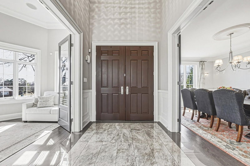 476 Patricia Dr, Burlington, L7T 1K2 | Image 2