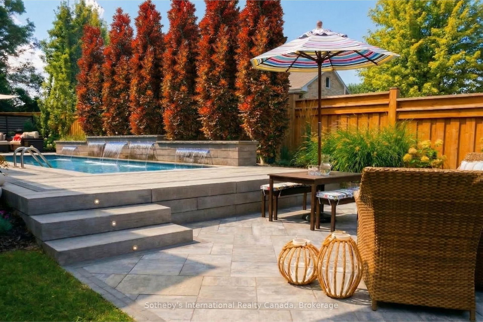 Detached House for sale at 476 Patricia Drive, Burlington, Ontario, L7T 1K2 - Bayview - MLS: W12879324