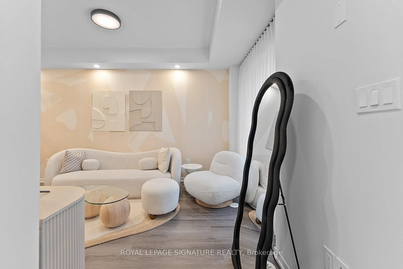 TH114 - 30 William Jackson Way, Toronto, M8V 0J7 | Image 2