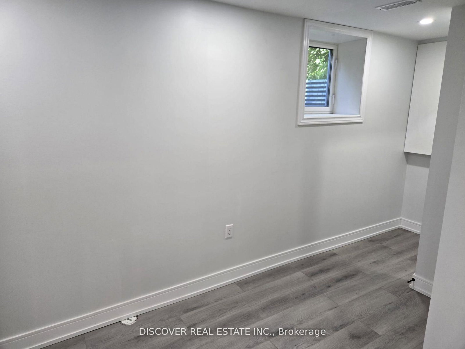 186 Floradale Drive, Unit 1 - Photo 11