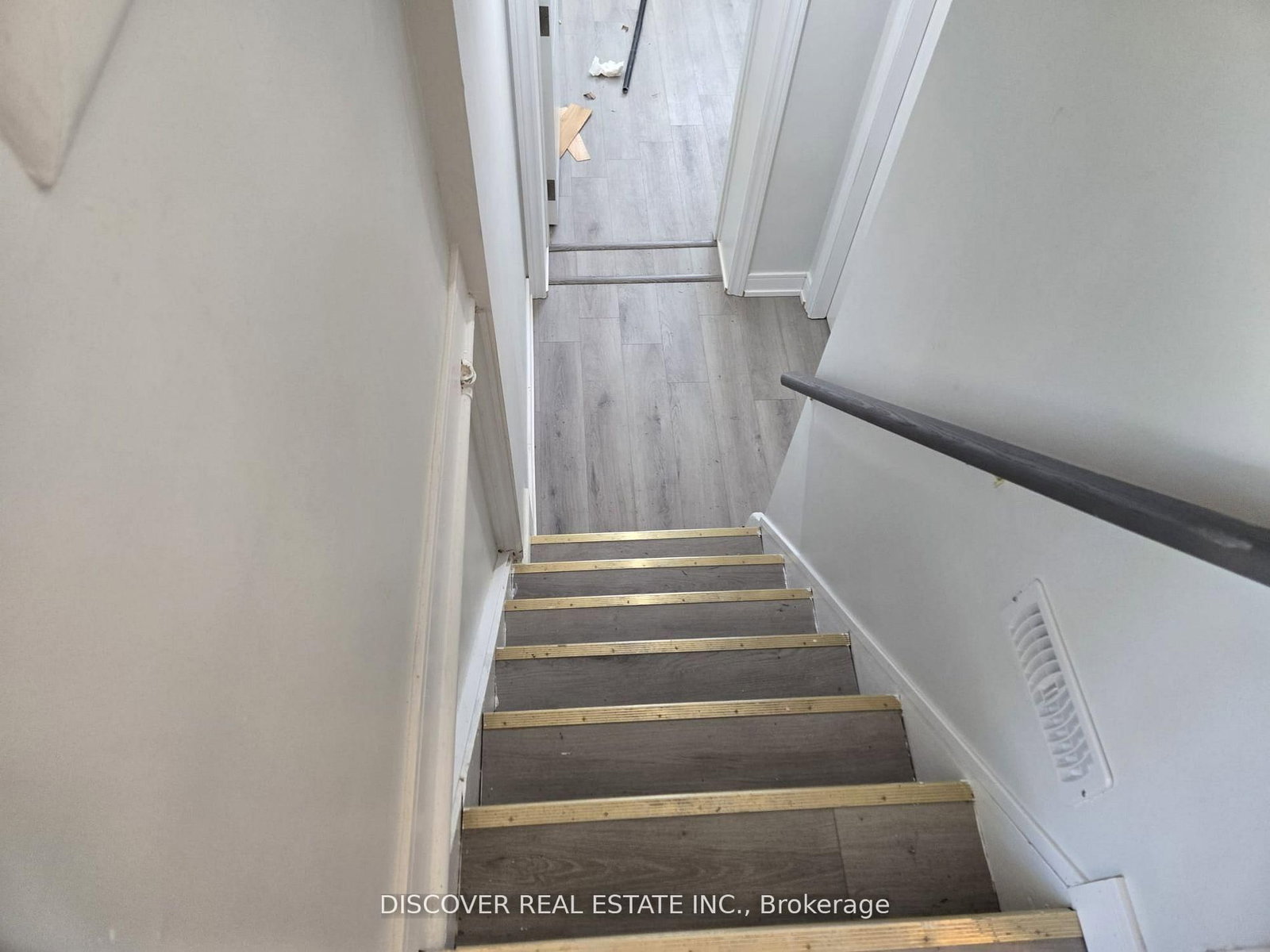 186 Floradale Drive, Unit 1 - Photo 18