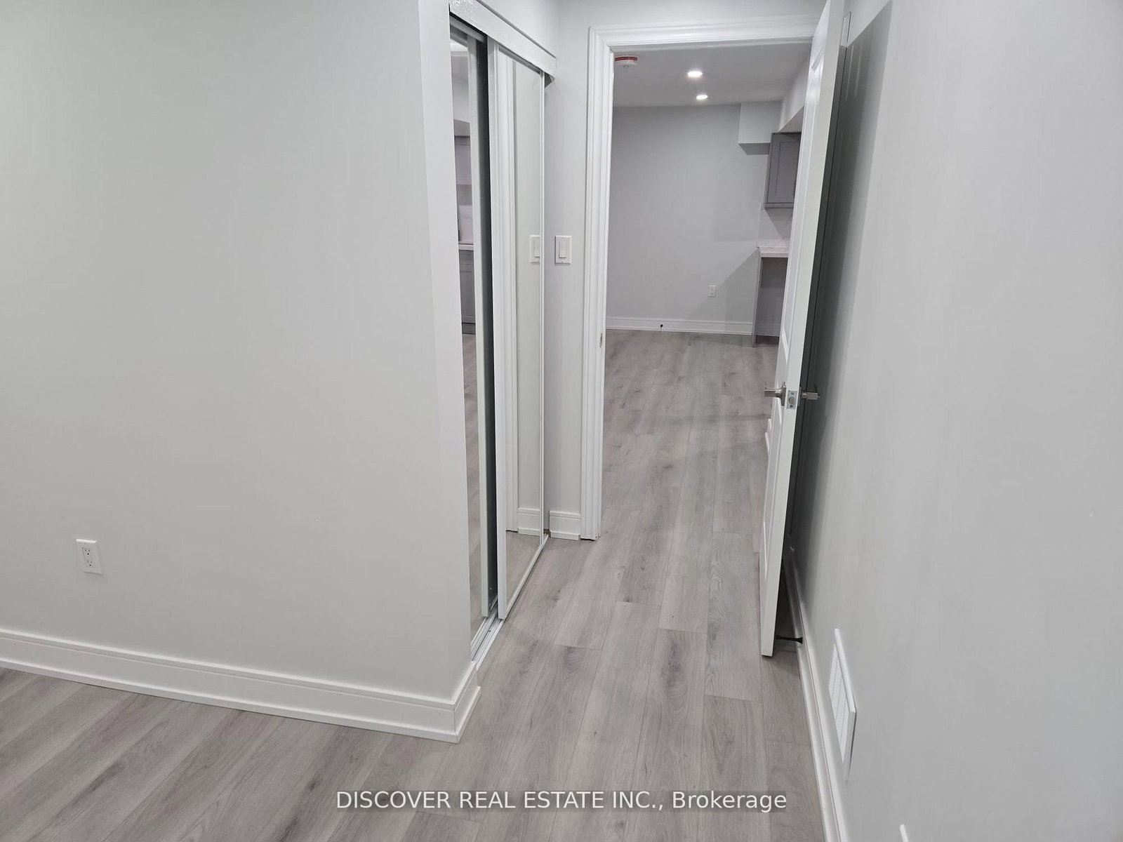186 Floradale Drive, Unit 1 - Photo 21