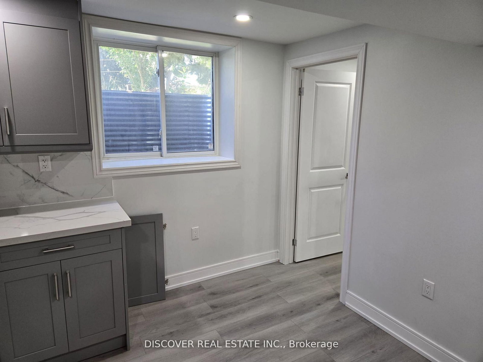 186 Floradale Drive, Unit 1 - Photo 26