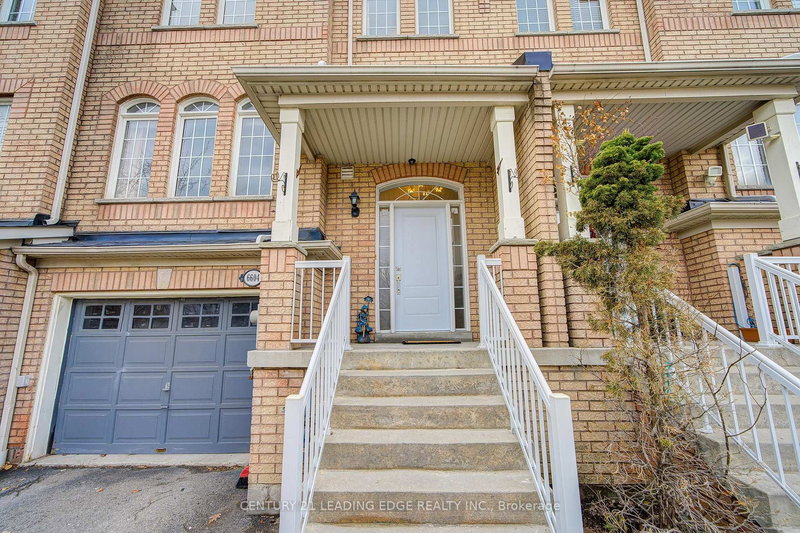 6604 Opera Glass Cres, Mississauga, L5W 1R8 | Image 2