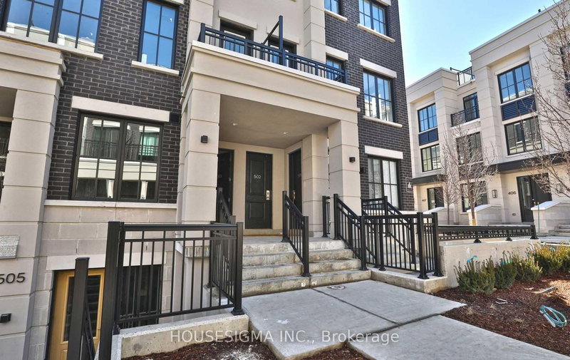 502 - 657 Cricklewood Dr, Mississauga, L5G 0B8 | Image 2