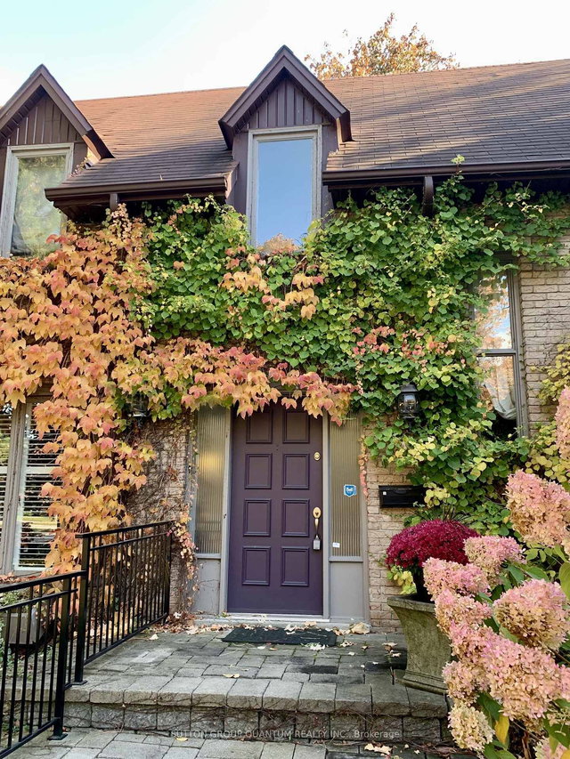 2090 Mississauga Road