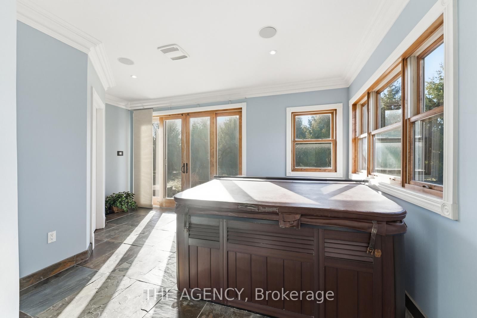 Detached House for sale at 2659 2 Sideroad, Burlington, Ontario, L7M 0S7 - Rural Burlington - MLS: W12880558