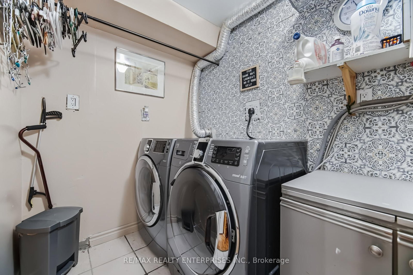 Detached House for sale at 54 Niagara Place, Brampton, Ontario, L6S 4Y8 - Westgate - MLS: W12880562