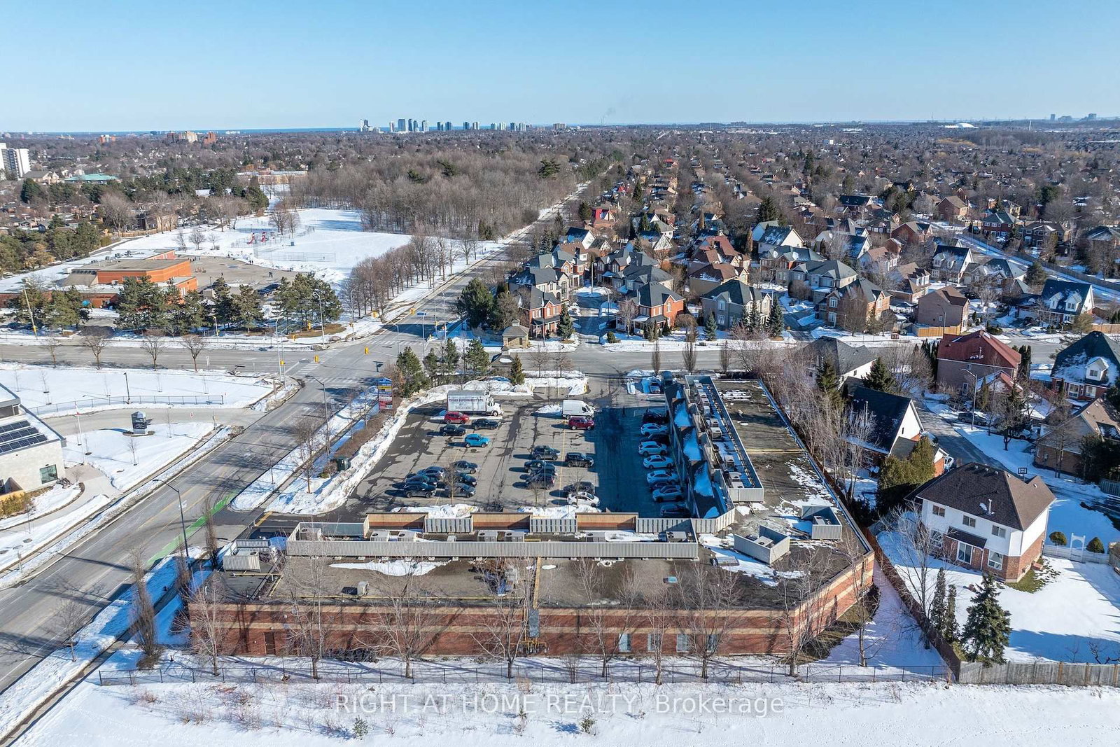 3899 Trelawny Circle, Unit 13 - Photo 6