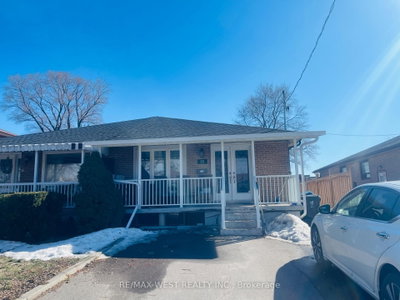 Semi-Detached House leased at Bsmt-25 Coronado Court, Toronto, Ontario, M9M 1S6 - Humbermede - MLS: W12880840