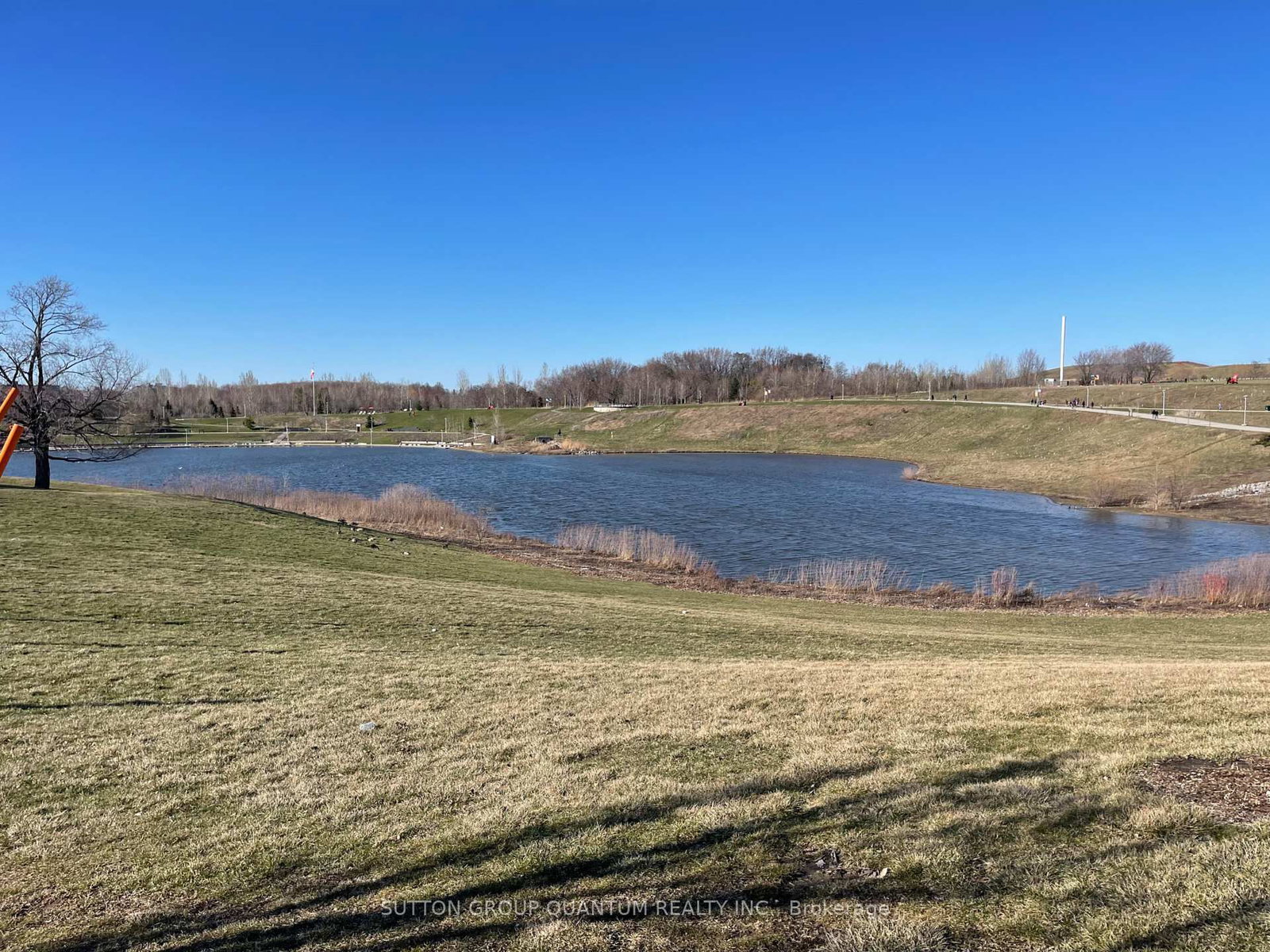 50 George Butchart Drive W, Unit 425 - Photo 21