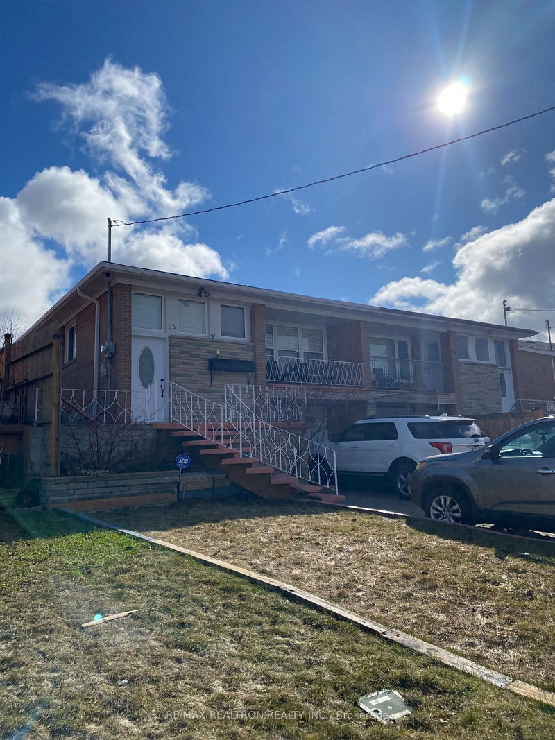 73 Fallingdale Cres E, Toronto, M3J 1C4 | Image 2