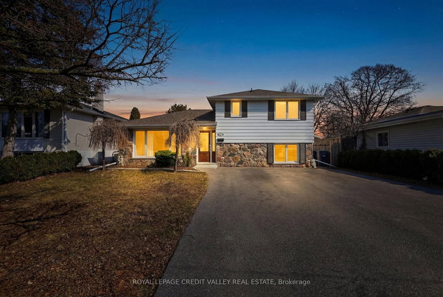 41 Staveley Crescent