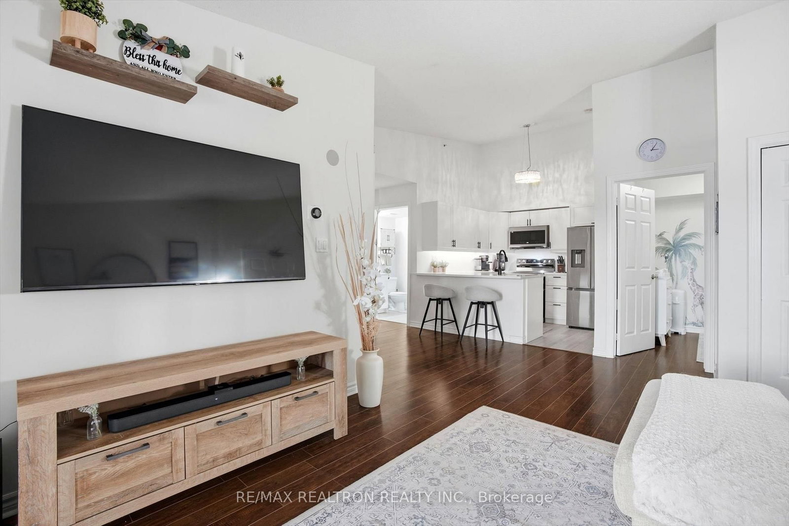 Condo for sale at 408-1390 Main Street, Milton, Ontario, L9T 7S9 - Dempsey - MLS: W12881814