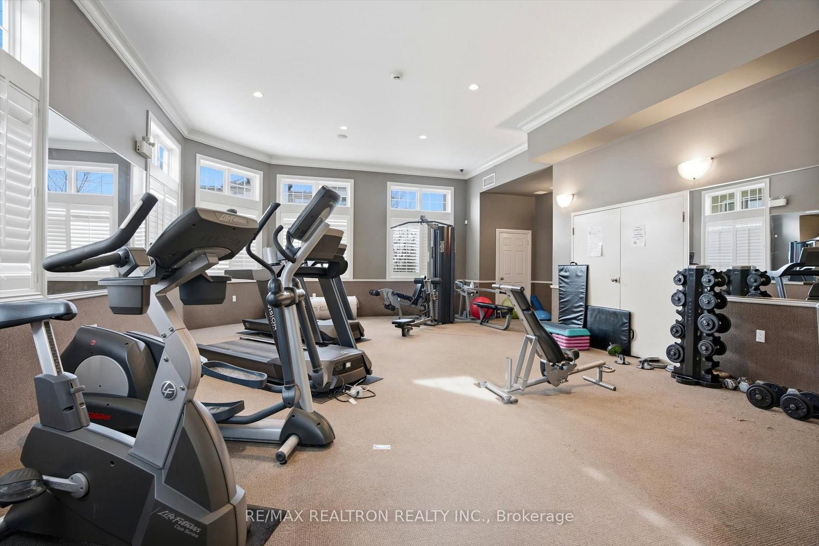 Condo for sale at 408-1390 Main Street, Milton, Ontario, L9T 7S9 - Dempsey - MLS: W12881814