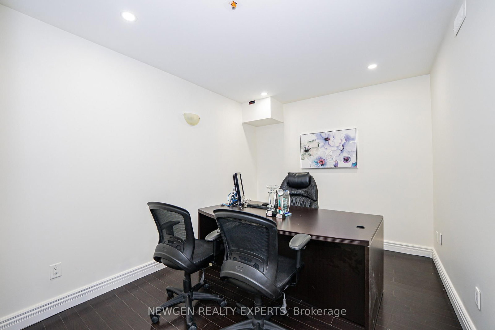 145 Clarence Street N, Unit 29 - Photo 15
