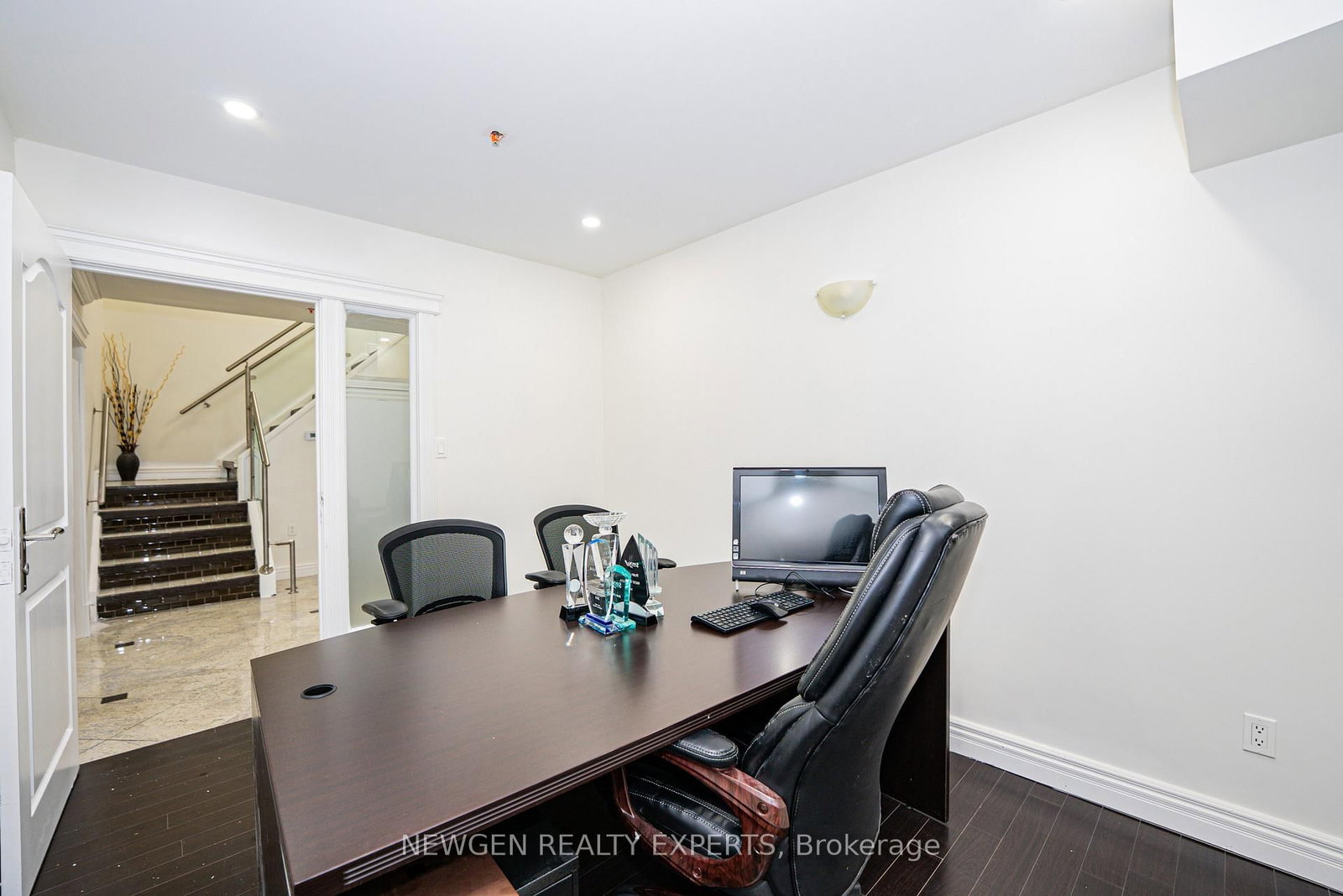 145 Clarence Street N, Unit 29 - Photo 16