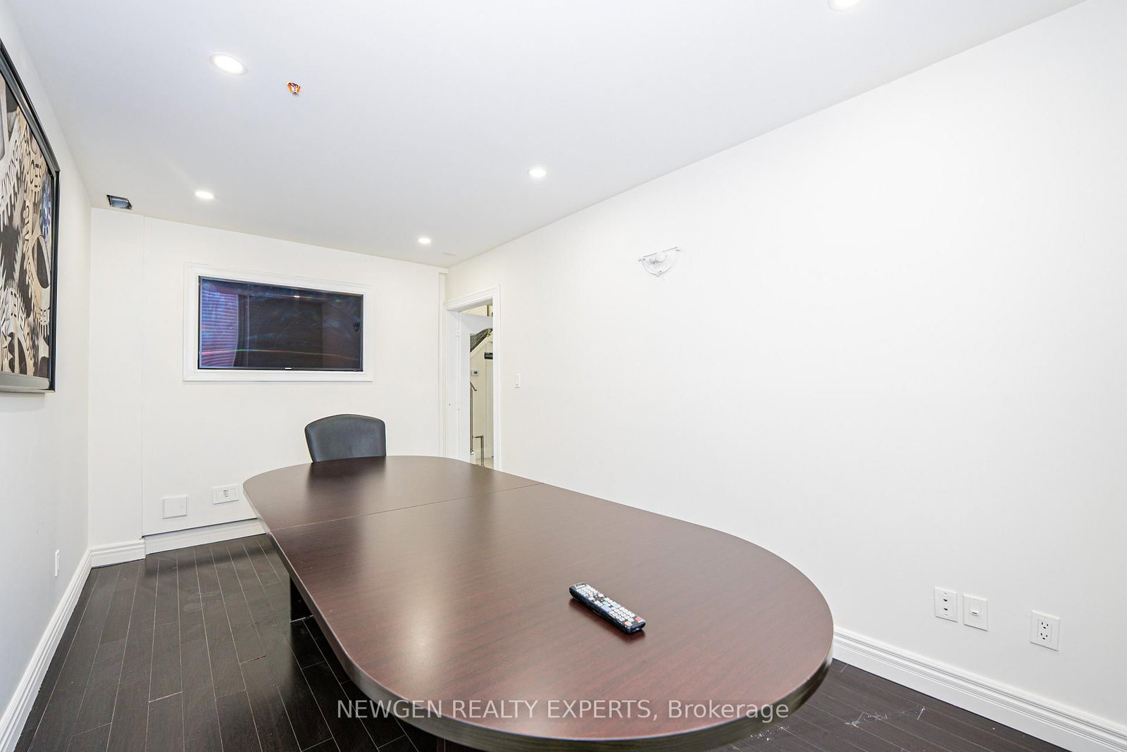 145 Clarence Street N, Unit 29 - Photo 18