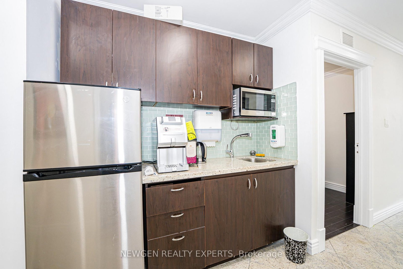 145 Clarence Street N, Unit 29 - Photo 22