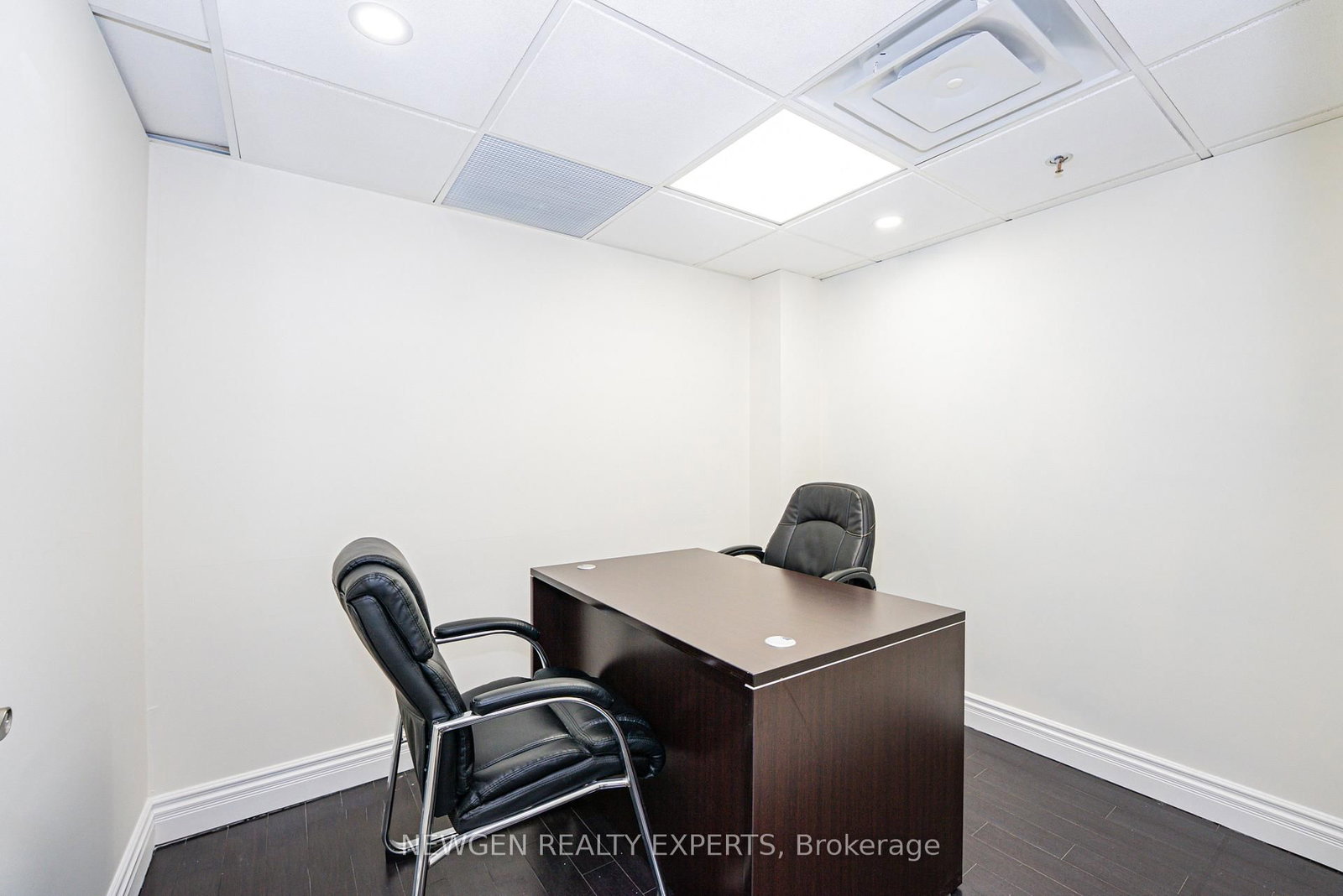 145 Clarence Street N, Unit 29 - Photo 30