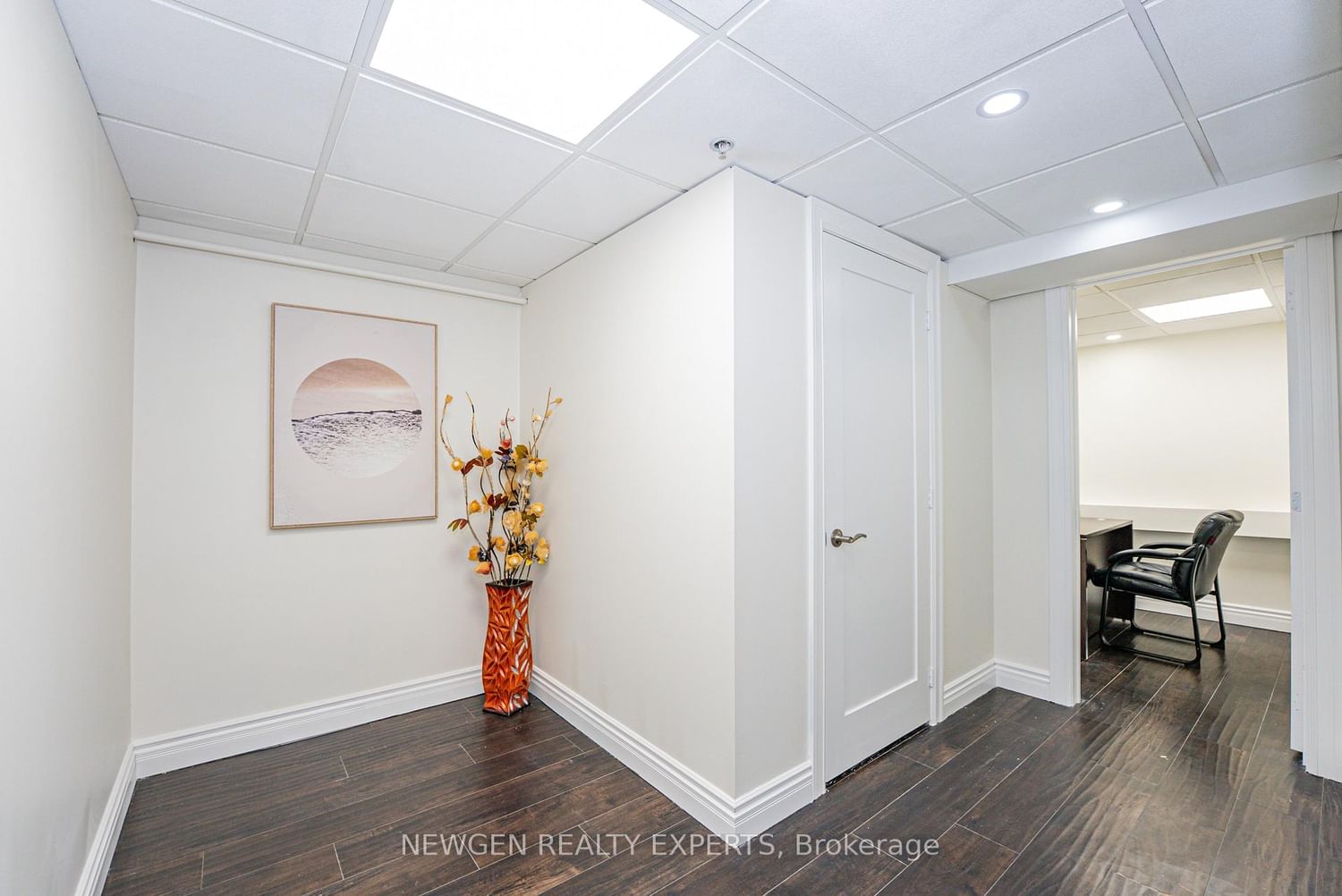 145 Clarence Street N, Unit 29 - Photo 40