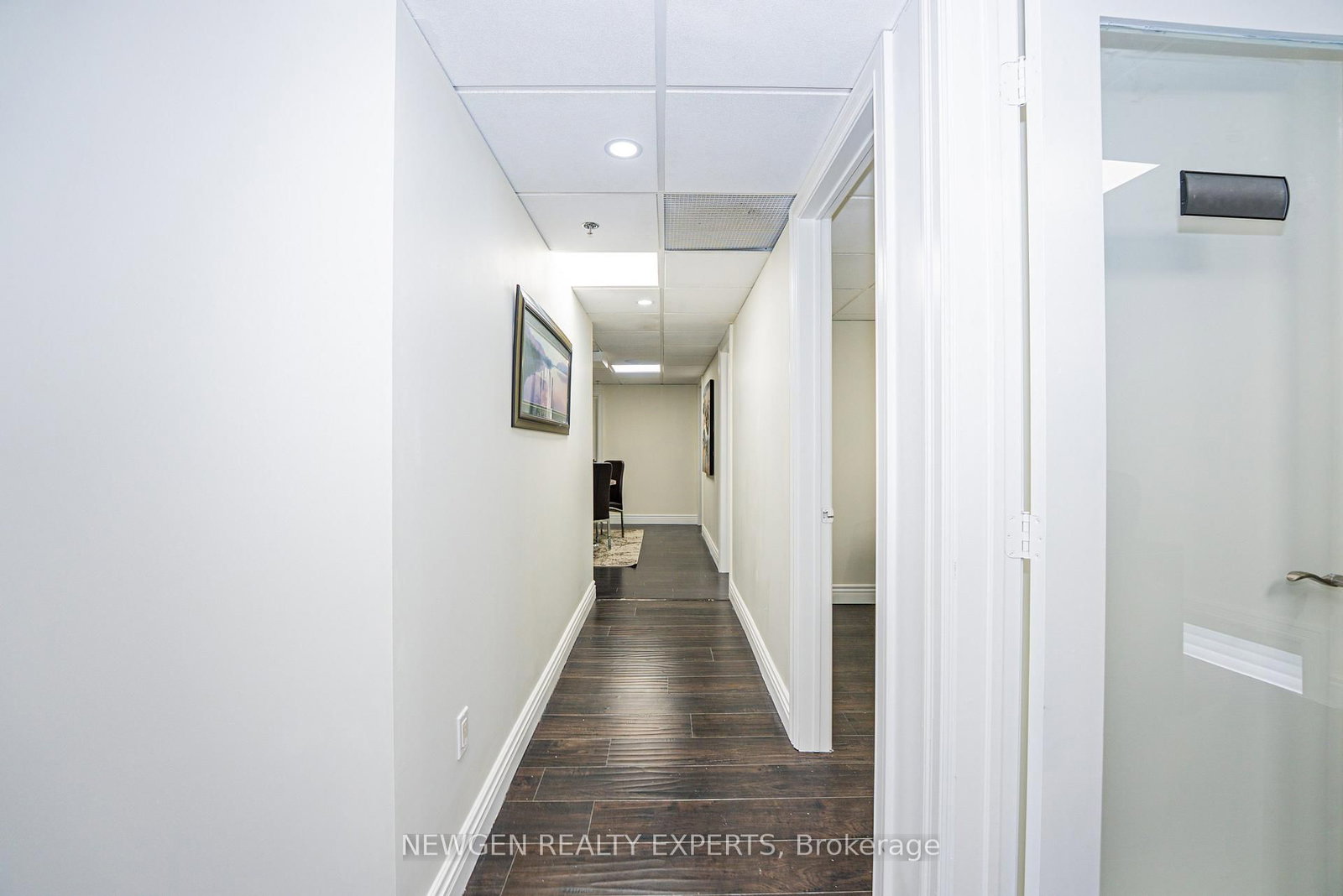 145 Clarence Street N, Unit 29 - Photo 41