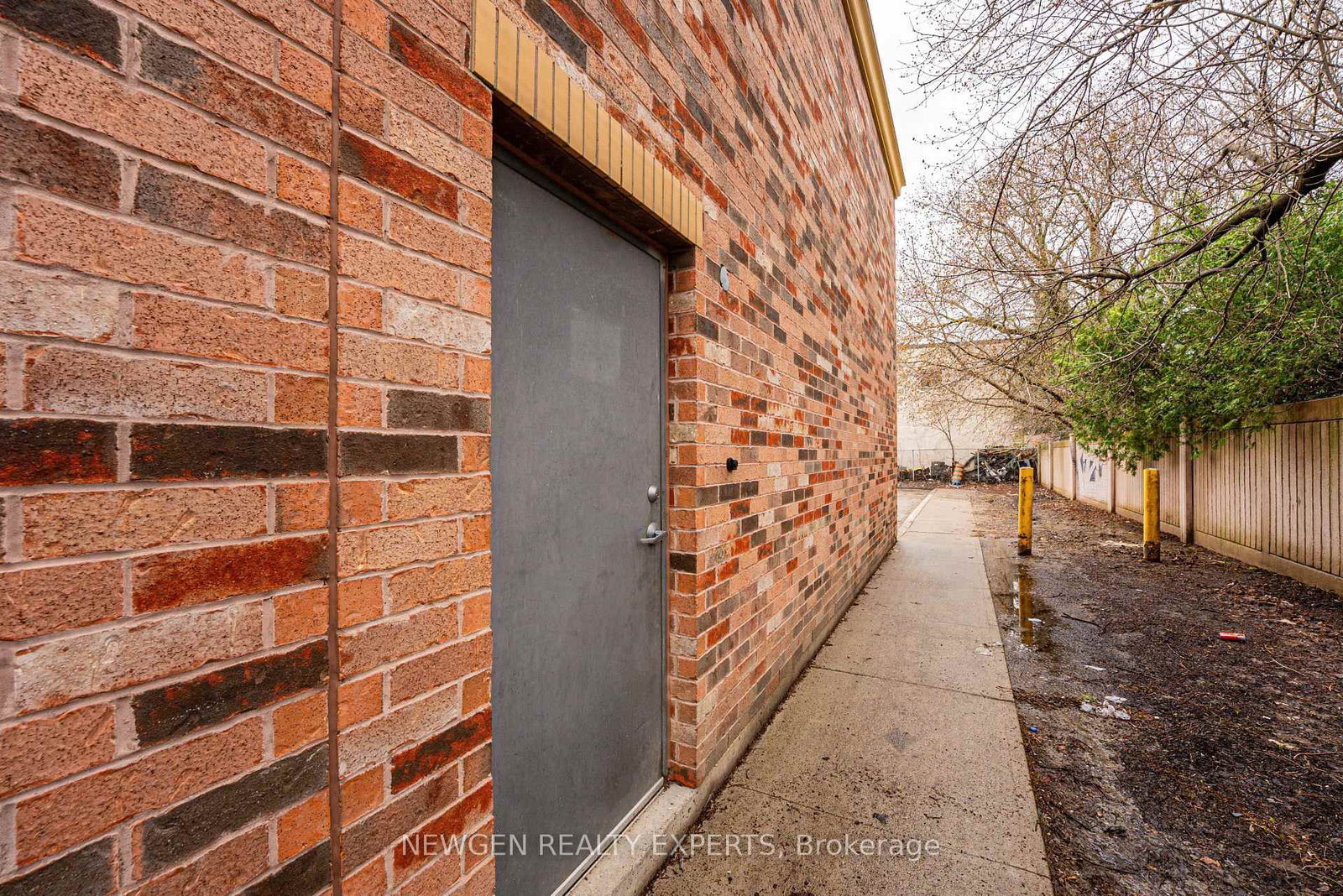 145 Clarence Street N, Unit 29 - Photo 44