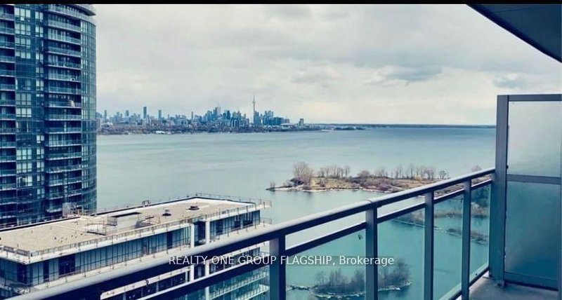 home for lease on 2307-33 Shore Breeze Drive