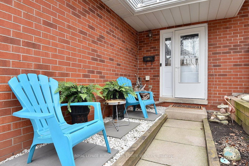 42 - 2065 Amherst Heights Crt, Burlington, L7P 4S1 | Image 3
