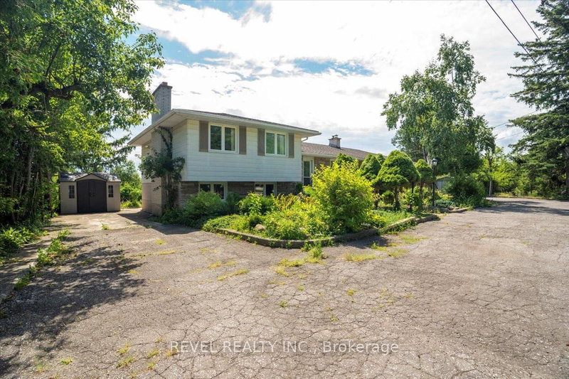 1296 Waterdown Rd, Burlington, L7P 0T4 | Image 3
