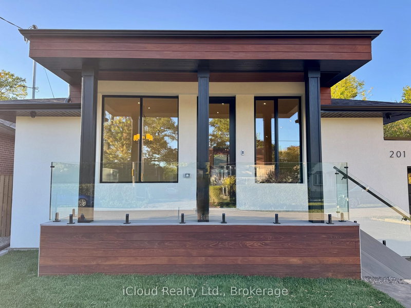 201 Troy St, Mississauga, L5G 1S9 | Image 3