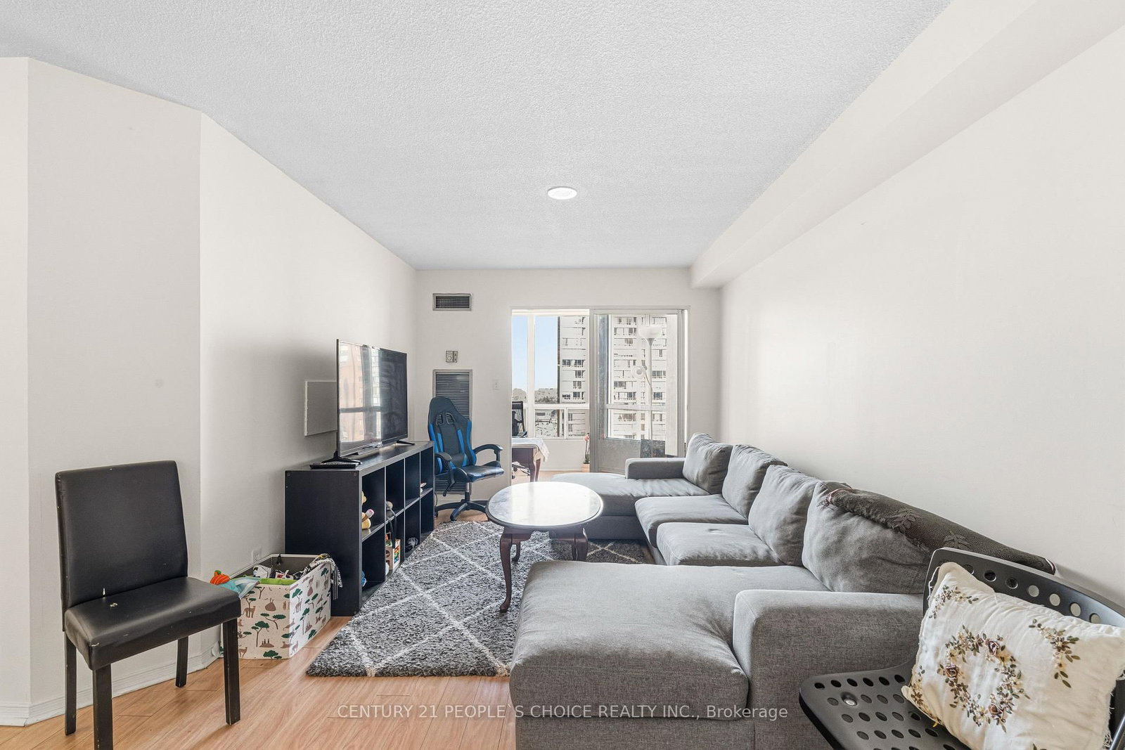 Condo for sale at 1413-155 Hillcrest Avenue, Mississauga, Ontario, L5B 3Z2 - Cooksville - MLS: W12884194